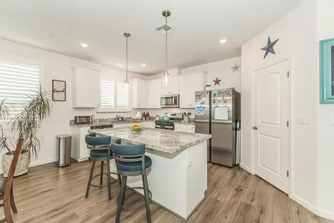 Kitchen - 644 Rock Crest Ave, Madera, CA 93636 photo 1 of 4
