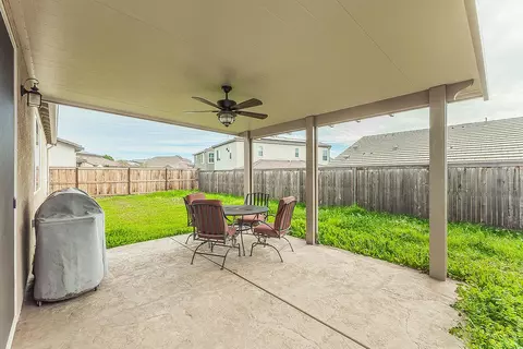 Exterior - 644 Rock Crest Ave, Madera, CA 93636 photo 2 of 7