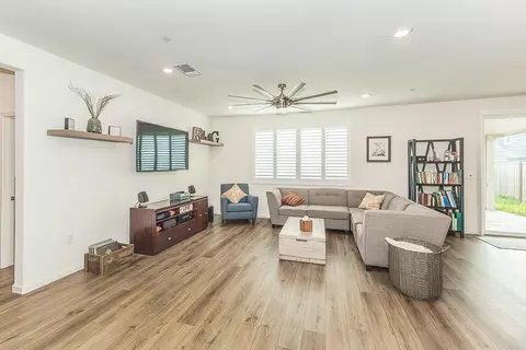 Living - 644 Rock Crest Ave, Madera, CA 93636 photo 1 of 2