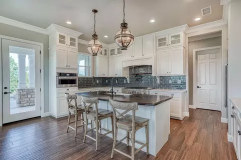 Kitchen - 11660 Rusty Spur Ln, Clovis, CA 93619 photo 4 of 4