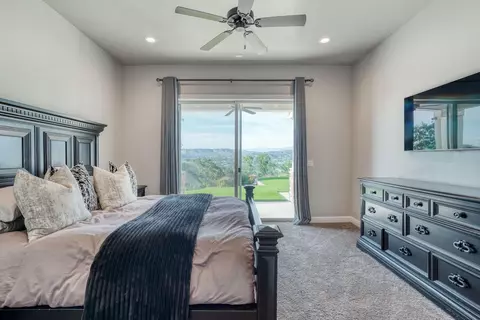Bedroom - 11660 Rusty Spur Ln, Clovis, CA 93619 photo 3 of 4
