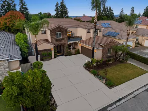 2878 E Omaha Ave, Fresno, CA 93720