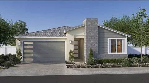 2460 N Harken Way, Clovis, CA 93619