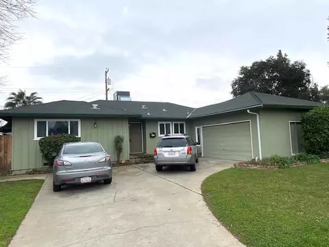2938 E Willis Ave, Fresno, CA 93726