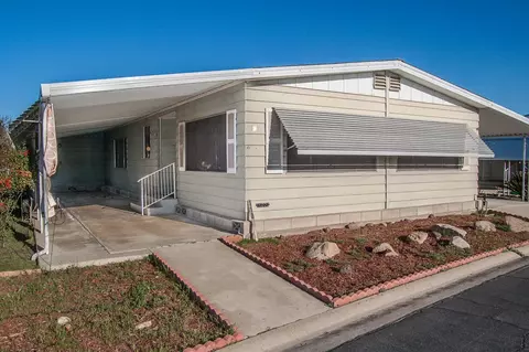 1701 Dinuba Ave #110, Selma, CA 93662