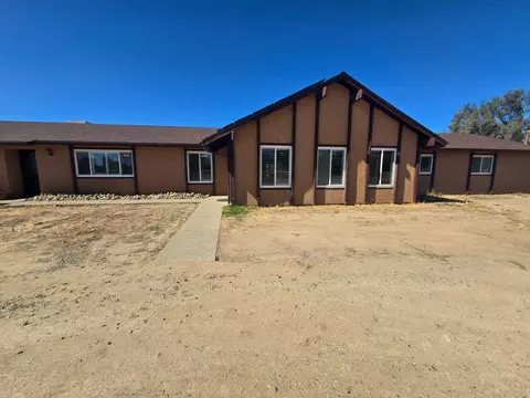 16448 Monreal Rd, Madera, CA 93636
