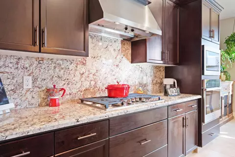 Kitchen - 822 Overstone Ave, Madera, CA 93636 photo 4 of 4