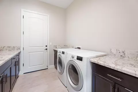 Other - 822 Overstone Ave, Madera, CA 93636 photo 2 of 4