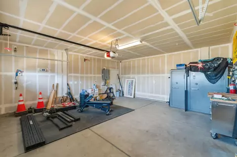 Other - 2715 Las Rosas Ave, Clovis, CA 93619 photo 10 of 10