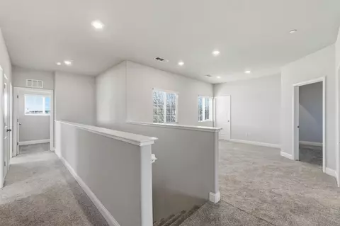 Entry Way - 2715 Las Rosas Ave, Clovis, CA 93619 photo 6 of 8