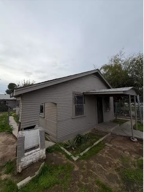 2510 S Cedar Ave, Fresno, CA 93725