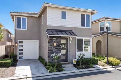 3780 Highclere Way, Clovis, CA 93619