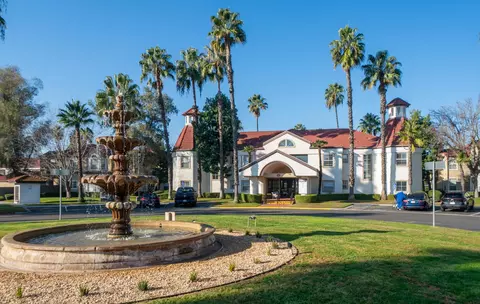 8153 N Cedar Ave #108, Fresno, CA 93720