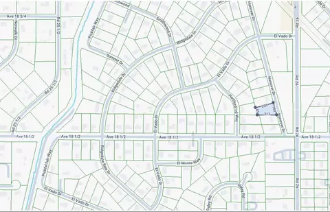 1 Hanover Dr, Madera, CA 93638