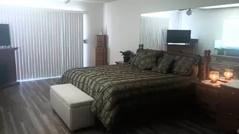 Bedroom - 14728 Huntington Rd, Madera, CA 93636 photo 2 of 2