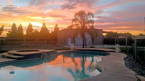 Exterior - 14728 Huntington Rd, Madera, CA 93636 photo 9 of 13