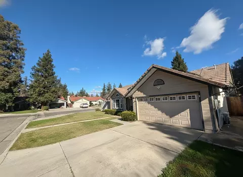 6132 N Wheeler Ave, Fresno, CA 93722