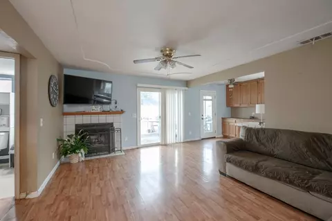 Living - 14531 W Kearney Blvd, Kerman, CA 93630 photo 2 of 5