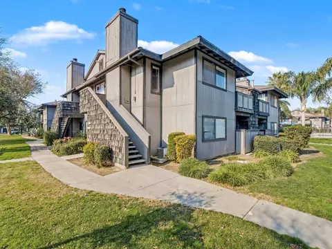 1151 S Chestnut Ave #243, Fresno, CA 93702