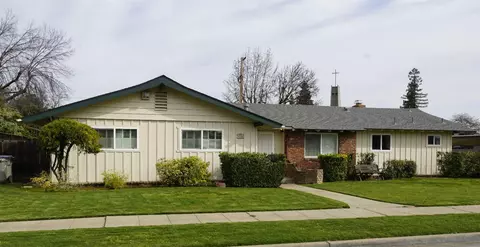 6016 N Nantucket Ave, Fresno, CA 93704