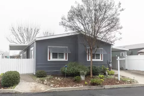 8701 Highway 41 #35, Fresno, CA 93720