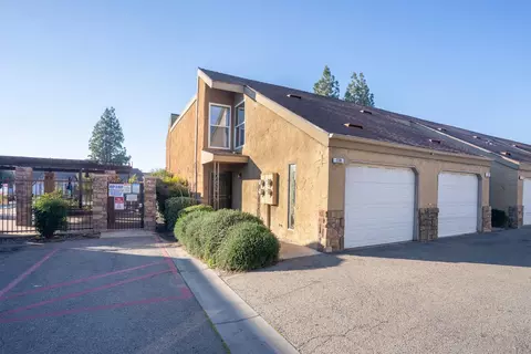 7166 N Fruit Ave #178, Fresno, CA 93711