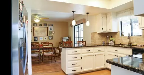 Kitchen - 344 Mckelvy Ave, Clovis, CA 93611 photo 2 of 4