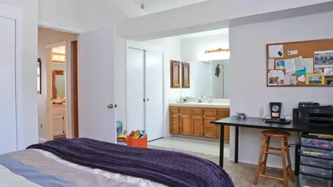 Bedroom - 344 Mckelvy Ave, Clovis, CA 93611 photo 1 of 4
