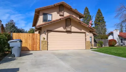 Exterior - 344 Mckelvy Ave, Clovis, CA 93611 photo 8 of 8