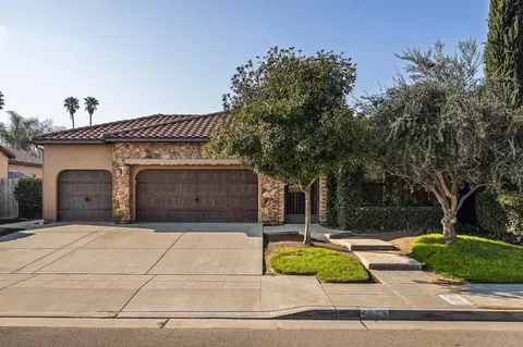 6065 N Sycamore Ave, Fresno, CA 93723