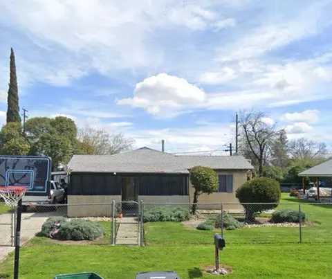909 E Flory Ave, Corcoran, CA 93212