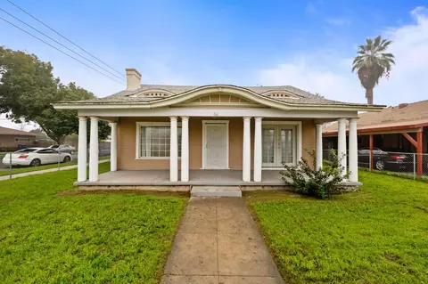 54 E Kearney Blvd, Fresno, CA 93706