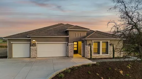 19678 Ventana Hills Dr, Clovis, CA 93619