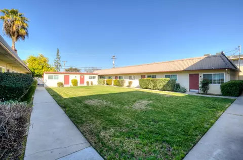1228 Jefferson Ave, Clovis, CA 93612 photo 4