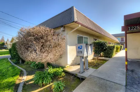 1228 Jefferson Ave, Clovis, CA 93612 photo 6