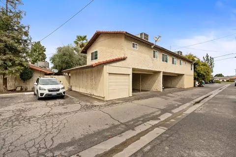 1063 Pierce Dr, Clovis, CA 93612 photo 5
