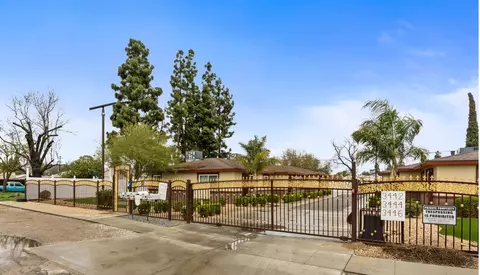 3442 W University Ave, Fresno, CA 93722