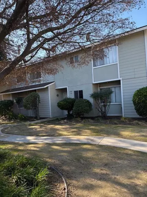 4761 N Cedar Ave #102, Fresno, CA 93726