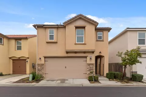 1568 Lambourn Way, Clovis, CA 93619