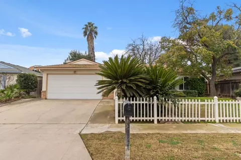4665 W Ashcroft Ave, Fresno, CA 93722