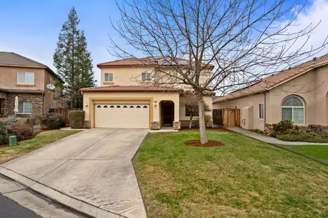 2868 Casty Ct, Sanger, CA 93657
