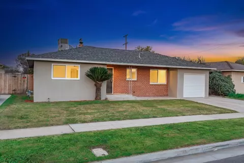3473 E Dayton Ave, Fresno, CA 93726 photo 1