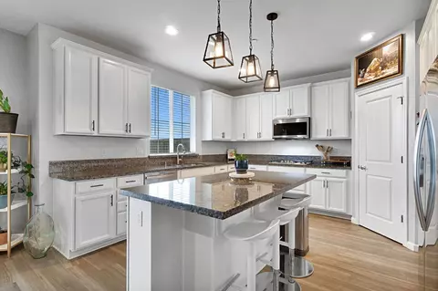 Kitchen - 4240 Hillside Rd, Madera, CA 93636 photo 2 of 3