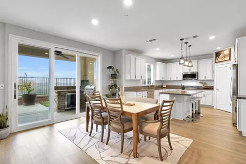 4240 Hillside Rd, Madera, CA 93636