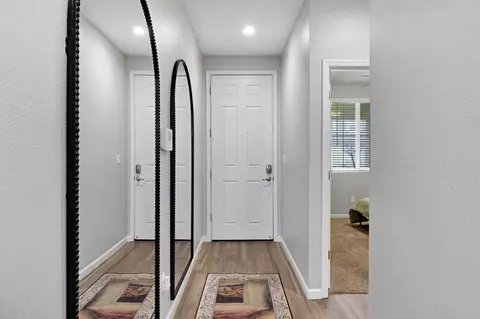 Entry Way - 4240 Hillside Rd, Madera, CA 93636 photo 1 of 5