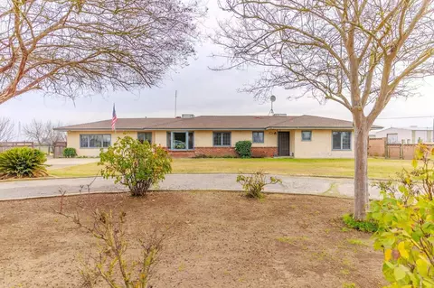 11175 E South Ave, Del Rey, CA 93616