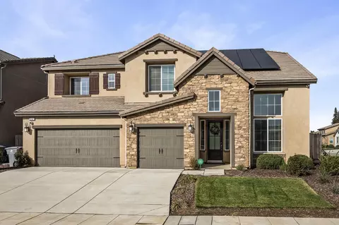 4187 Poe Ave, Clovis, CA 93619