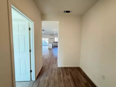 Entry Way - 1205 E Orange St, Avenal, CA 93204 photo 1 of 1