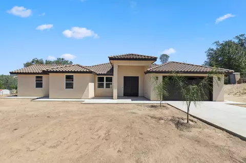 31007 Revis Rd, Coarsegold, CA 93614