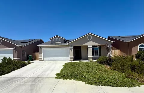 1217 E Orange St, Avenal, CA 93204